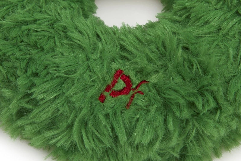 REMY WREATH PLUSH &RUBBER DOG TOY (SIZE: M)